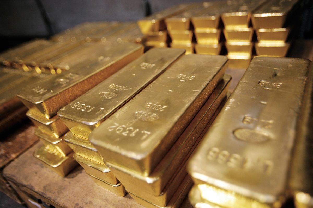 Vàng sẽ ‘thăng hoa’ trên 2.100 USD