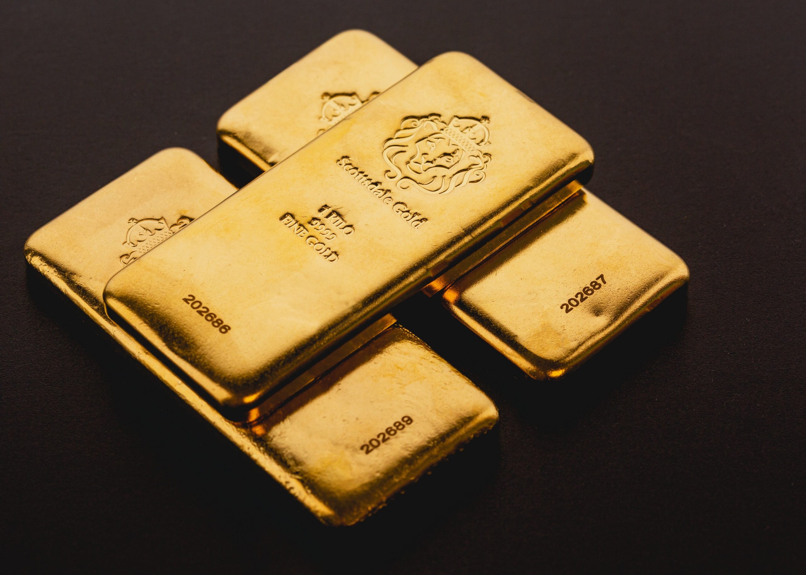 Vàng tăng khi thị trường hướng tới dữ liệu lạm phát 